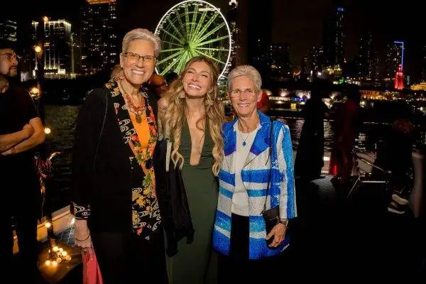 Cheryl_Claire_Connie